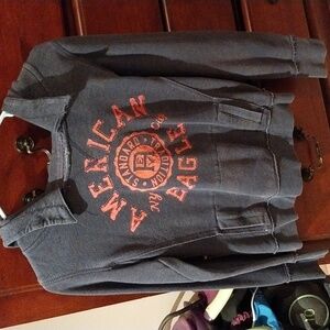 5/$25 American eagle sweatshirt s